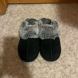 Stars Above Women's Cozy Black Slippers with Plush Gray Trim